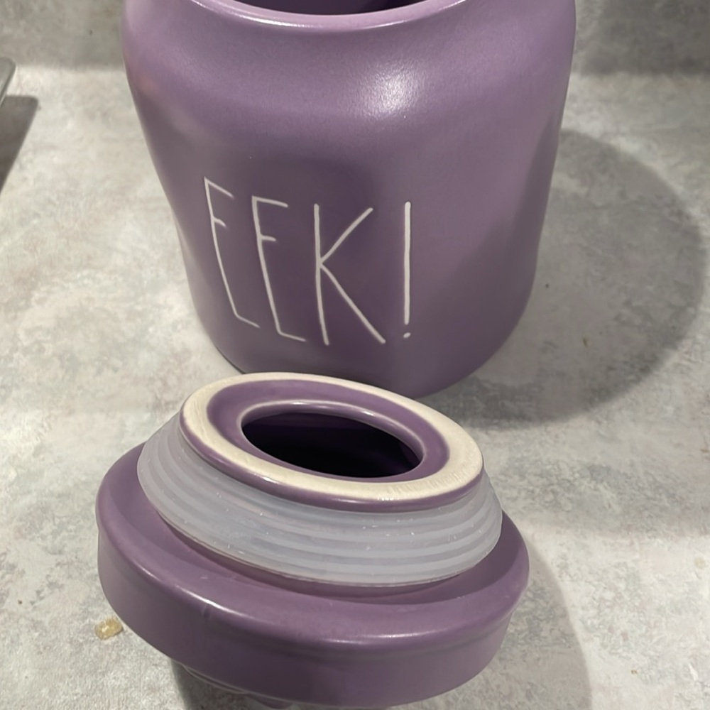 New Rae Dunn canister - Picture 4 of 7